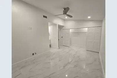 1303  Seagrape Cir, Weston, FL 33326 - Photo 32