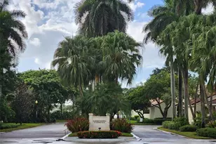 1303 Seagrape Cir, Weston, FL 33326 - Photo 2