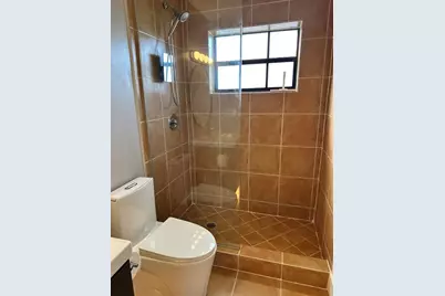 620 NE 28th St, Unit #207, Wilton Manors, FL 33334 - Photo 22