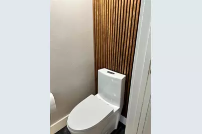 620 NE 28th St, Unit #207, Wilton Manors, FL 33334 - Photo 14