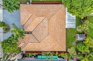 16757 NW 91st Ct, Miami Lakes, FL 33018 - Photo 30