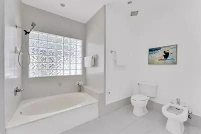 16757 NW 91st Ct, Miami Lakes, FL 33018 - Photo 18