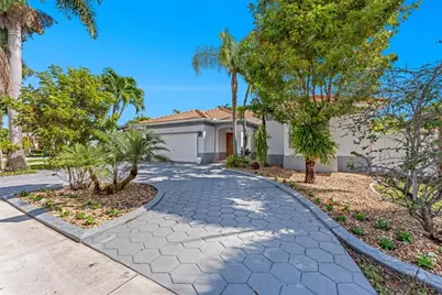 16757 NW 91st Ct, Miami Lakes, FL 33018 - Photo 32