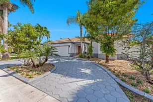 16757 NW 91st Ct, Miami Lakes, FL 33018 - Photo 32