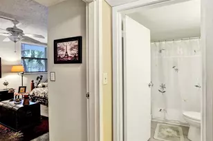 8415 Forest Hills Dr, Coral Springs, FL 33065 - Photo 10