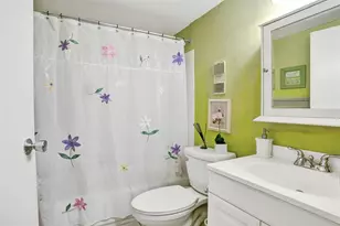 8415 Forest Hills Dr, Coral Springs, FL 33065 - Photo 12