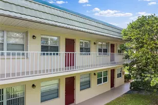 27 Vis Gdns Trl, Vero Beach, FL 32962 - Photo 2