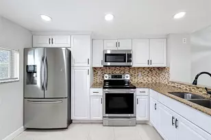 7750 NW 50th St, Lauderhill, FL 33351 - Photo 10