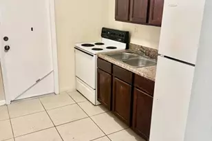 2770 NW 14th Ct, Fort Lauderdale, FL 33311 - Photo 2