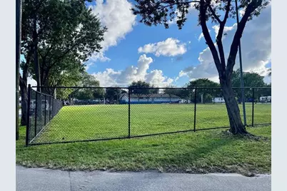 2201 NE 135th Ln, Unit #2201, North Miami Beach, FL 33181 - Photo 22