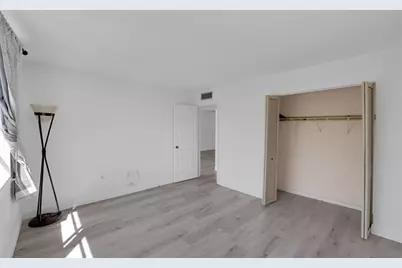 301  Croton Ave, Unit #302, Lantana, FL 33462 - Photo 22