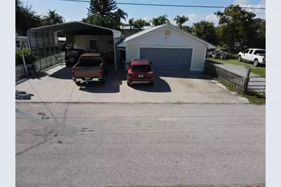 1166  5th St, Okeechobee, FL 34974 - Photo 2