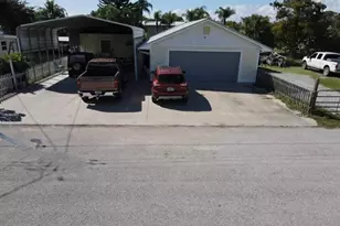 1166 5th St, Okeechobee, FL 34974 - Photo 2
