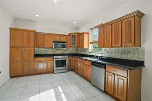 16566 N Mariposa Circle, Fort Lauderdale, FL 33331 - Photo 18