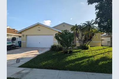 707 SE 3rd Ave, Dania Beach, FL 33004 - Photo 1