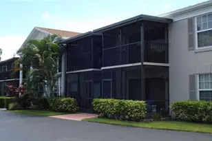 9000 Jacaranda Ln, Plantation, FL 33324 - Photo 14