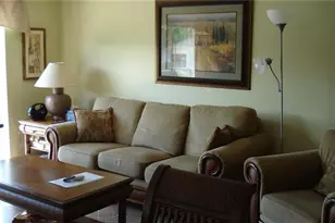 9000 Jacaranda Ln, Plantation, FL 33324 - Photo 6