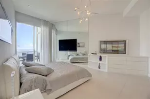 15901 Collins Ave, Sunny Isles Beach, FL 33160 - Photo 4