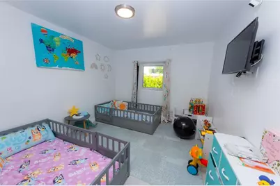 425 NW 122nd St, North Miami, FL 33168 - Photo 6