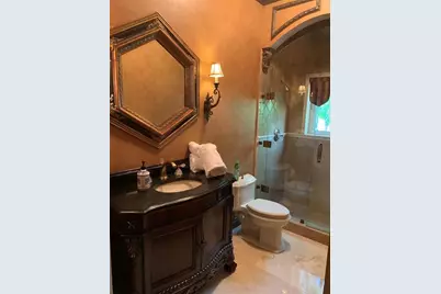 2626  Barcelona Dr, Fort Lauderdale, FL 33301 - Photo 24