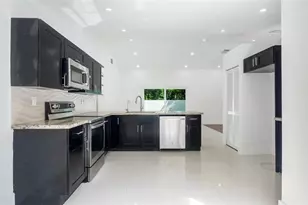 1811 SW 124th Way, Miramar, FL 33027 - Photo 12