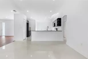 1811 SW 124th Way, Miramar, FL 33027 - Photo 8