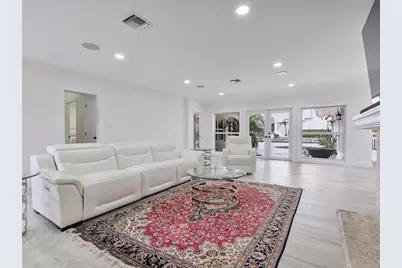 411  Poinciana, Fort Lauderdale, FL 33301 - Photo 6