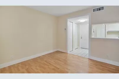 9899  Westview Dr, Unit #516, Coral Springs, FL 33076 - Photo 12