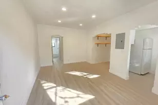 560 NE 15th Ave, Fort Lauderdale, FL 33301 - Photo 2