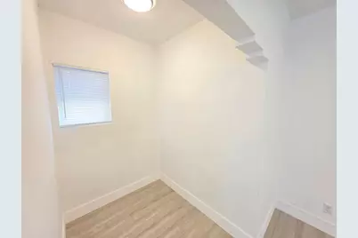 560 NE 15th Ave, Fort Lauderdale, FL 33301 - Photo 14