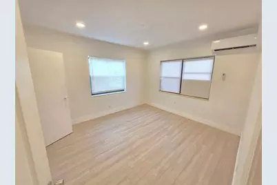560 NE 15th Ave, Fort Lauderdale, FL 33301 - Photo 6