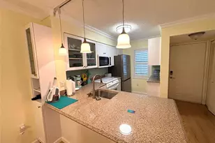 2236 N Cypress Bend Dr, Pompano Beach, FL 33069 - Photo 8