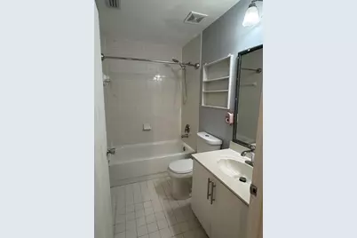 7420 W 20th Ave, Unit #246, Hialeah, FL 33016 - Photo 14