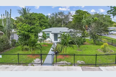 1005 NW 123rd St, North Miami, FL 33168 - Photo 2