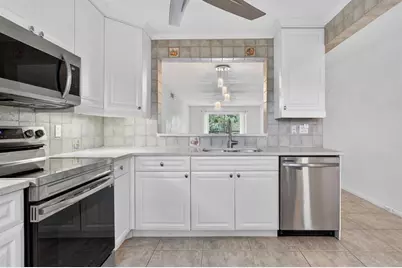 2301  Lucaya Ln, Unit #M4, Coconut Creek, FL 33066 - Photo 6