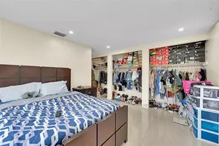 300 W Kathy Ln, Margate, FL 33068 - Photo 8