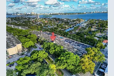 1800  Sans Souci Blvd, Unit #304, North Miami, FL 33181 - Photo 2