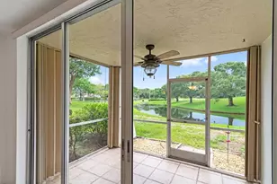 9470 Poinciana Pl, Davie, FL 33324 - Photo 16