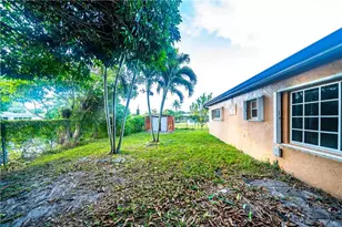 820 SW 55th Ave, Margate, FL 33068 - Photo 36