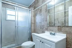 820 SW 55th Ave, Margate, FL 33068 - Photo 8