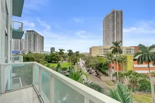 1900 N Bayshore Dr, Miami, FL 33132 - Photo 22