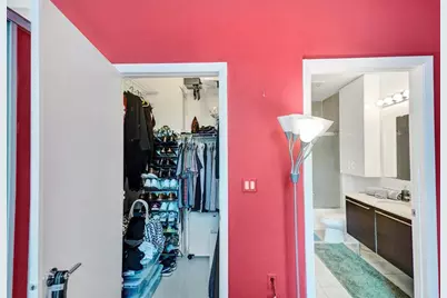 1900 N Bayshore Dr, Unit #715, Miami, FL 33132 - Photo 18