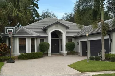 10295  Trianon Place, Wellington, FL 33449 - Photo 2