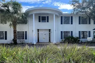 2270 NE 68th St, Fort Lauderdale, FL 33308 - Photo 2