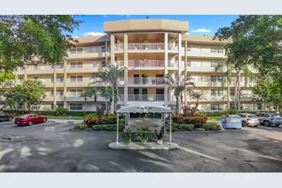 545  Oaks Ln, Unit #410, Pompano Beach, FL 33069 - Photo 1