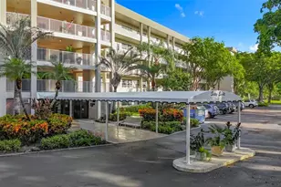 545 Oaks Ln, Pompano Beach, FL 33069 - Photo 70