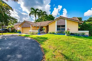 2484 NW 88th Terrace, Coral Springs, FL 33065 - Photo 10