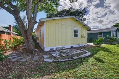 117 NE 8th St, Pompano Beach, FL 33060 - Photo 28