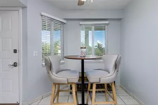 12900 SW 13th St, Pembroke Pines, FL 33027 - Photo 6