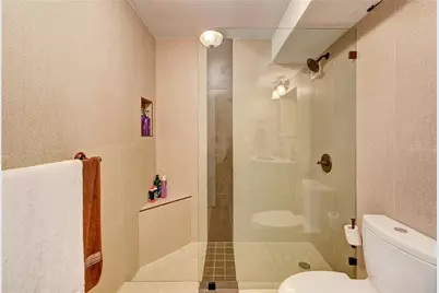 2030 S Ocean Dr, Unit #807, Hallandale Beach, FL 33009 - Photo 26